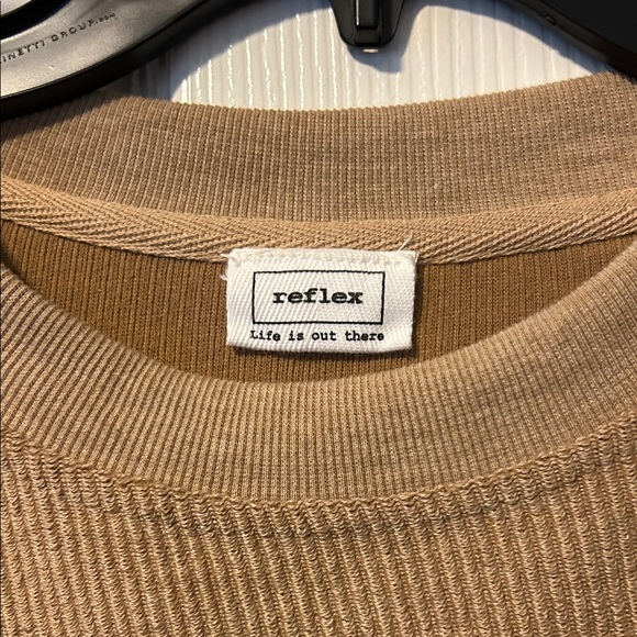 Relex Tan Ribbed Short Sleeve Top. Cropped - Picture 2 of 4